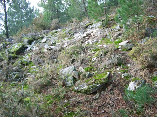 Antiga canteira nas inmediacións do Monte Pituco.