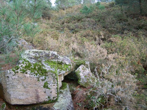 Antiga canteira nas cercanías do Monte Pituco.