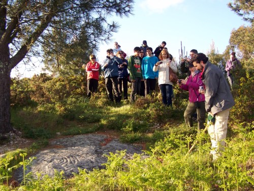 Nos gravados rupestres do Pornedo.