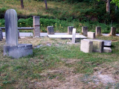 Obras de reubicación do mobiliario que había na área recreativa do Monte Pituco.