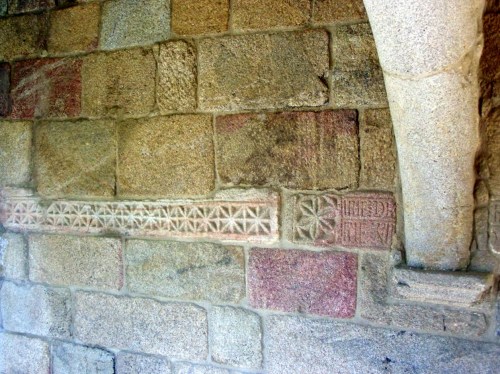 No mosteiro de Lérez.