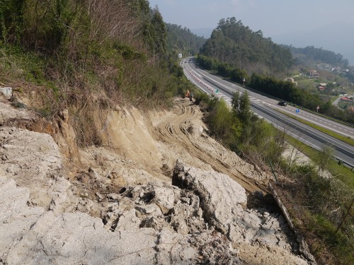 Desprendemento no Corredor do Morrazo.