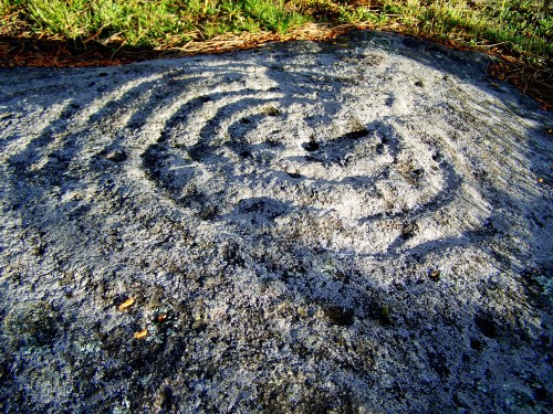 Detalle do conxunto rupestre do Pornedo, afectado polo proxecto de parque empresarial Marín-Pornedo.