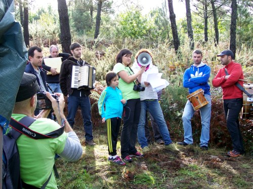 Andaina pola Serra da Fracha contra a A-57.