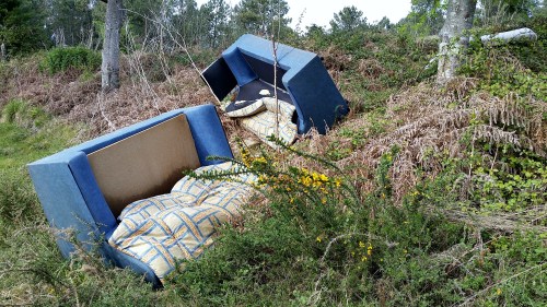 Verquido contaminante no Monte Pituco.