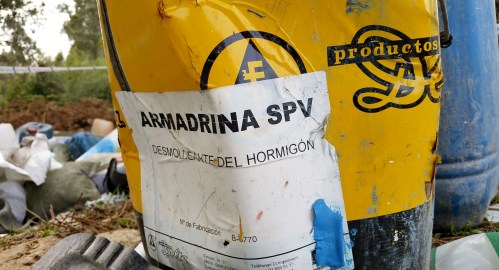 Verquido contaminante no Monte Pituco.