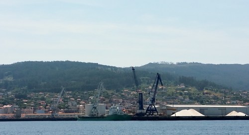 Vista de Marín dende a ría.