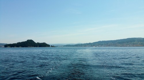 Navegando pola ría de Pontevedra.