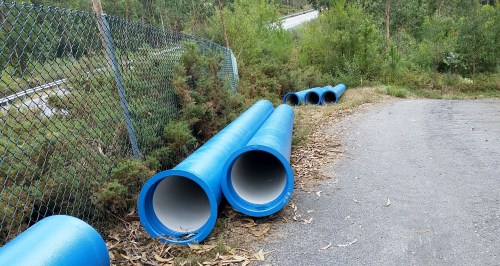 Obras de ACUAES no Monte Pituco.