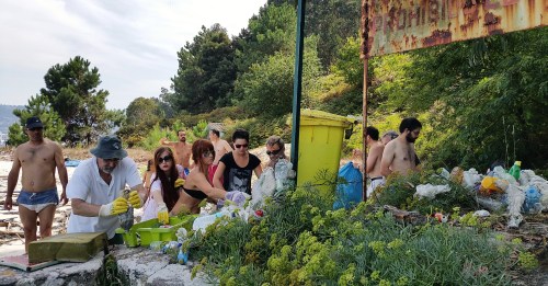 Limpeza da praia organizada pola APDR