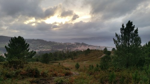 Vista da ría dende o val do Pornedo (Pituco).