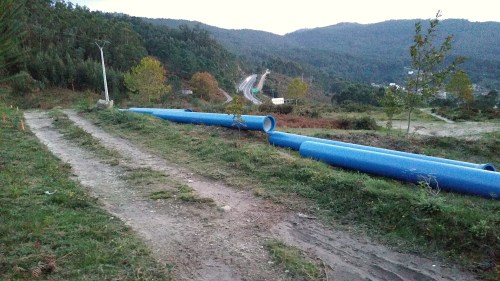 Obras de ACUAES no Monte Pituco.