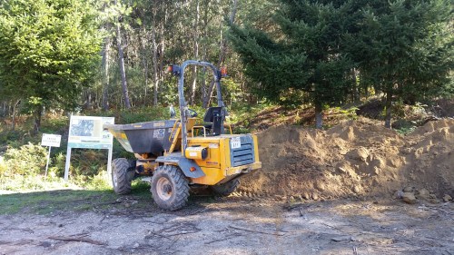 As máquinas, na pista forestal do Pituco.