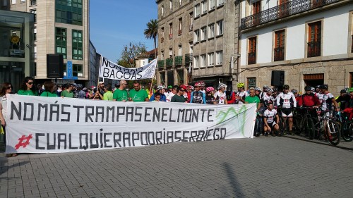 Concentración organizada pola Asociación Pedaladas.