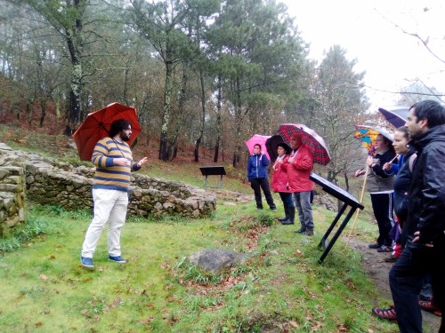 Charla do historiador Aarón Franco no Castro da Subidá.