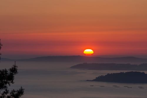 Solpor no Monte Pituco (Fotografía: Antonio Costa)