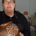 Os petróglifos do Pornedo, en cerámira, por Alén das&nbsp;Olas