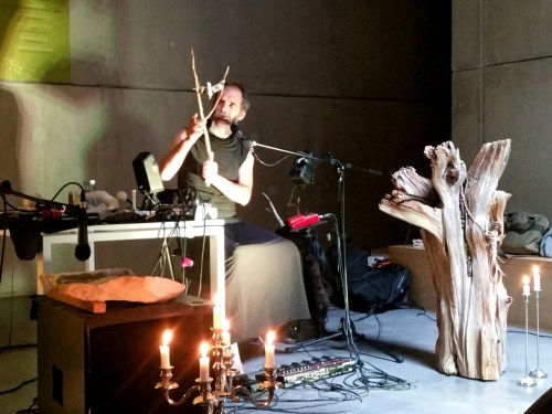 Silberius de Ura (Silberio Cavia), Neonymus, no Parque da Arte Rupestre de Campo Lameiro