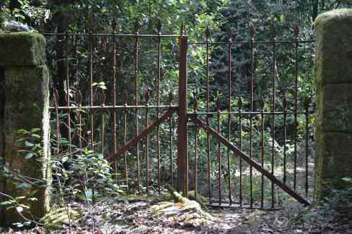 'Ruta da pedra' por Cotobade