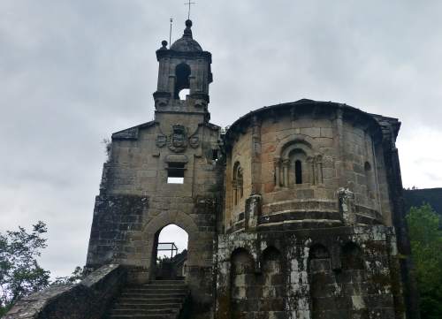 Mosteiro de Caaveiro