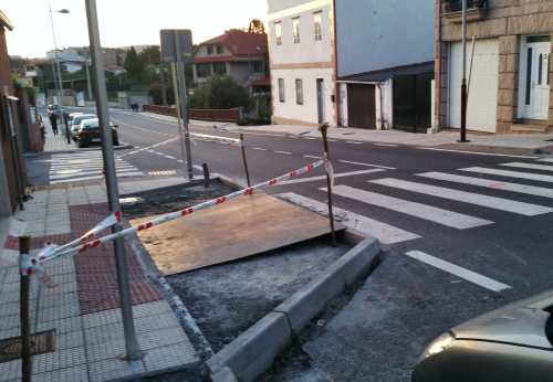 Instalación de lombos en San Xulián. Obra da Deputación.