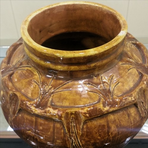 Mostra de cerámica de Laura Villanueva, Alén das olas.