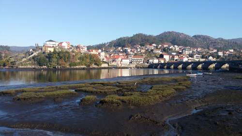Pontesampaio visto dende o barrio do Conde en Arcade