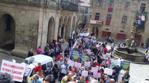 20180422_125557-minManifestación Por un Plano Forestal: Compostela, abril 2018
