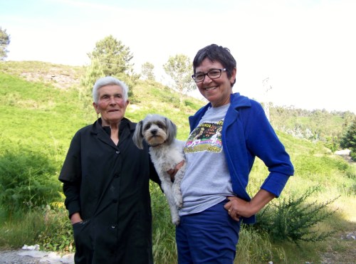 Dona Lucinda e Esther, no Monte Pituco