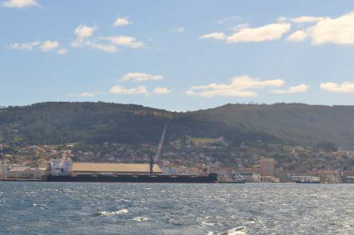 Vista do Monte Pituco (Pornedo) dende o faro Tenlo en Tambo