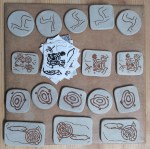 Así se fixeron en Alén das olas as pezas cerámicas para o certame ‘O Balcón da&nbsp;Ría’