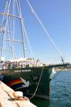 O Rainbow Warrior, en&nbsp;Vilagarcía